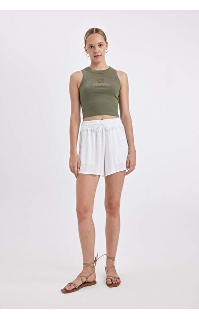 DeFactoFit Regular Fit Normal Bel Düz Paça Krinkıl Viskon Şort A3532AX24HSWT79