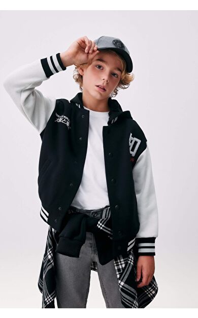 Erkek Çocuk Kapüşonlu Kalın Sweatshirt Kumaşı Hırka