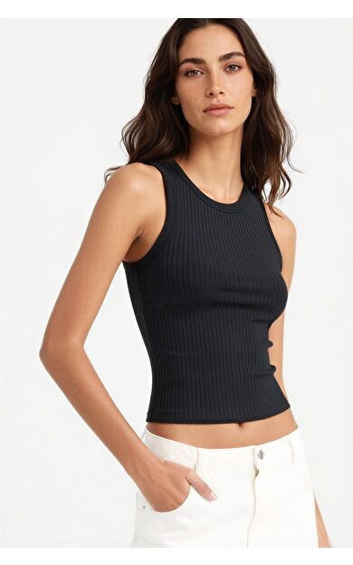 DeFacto Slim Fit Dar Kesim Halter Yaka Fitilli Kaşkorse Atlet A8859AX25AUBK81