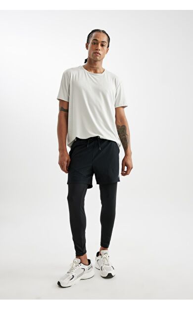 DeFacto DeFactoFit Slim Fit Dar Kesim Sporcu Dokuma Şort A9124AX24AUBK81