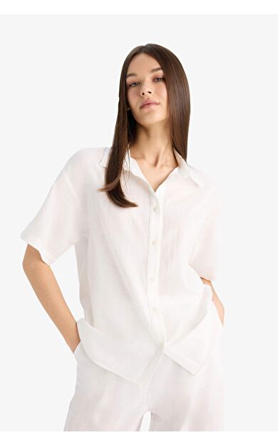 DeFacto Oversize Geniş Kalıp Gömlek Yaka Kısa Kollu Gömlek A9135AX25SMWT32