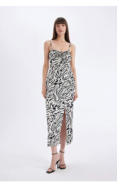 A Kesim Kalp Yaka Zebra Desenli Viskon Askılı Maxi Elbise