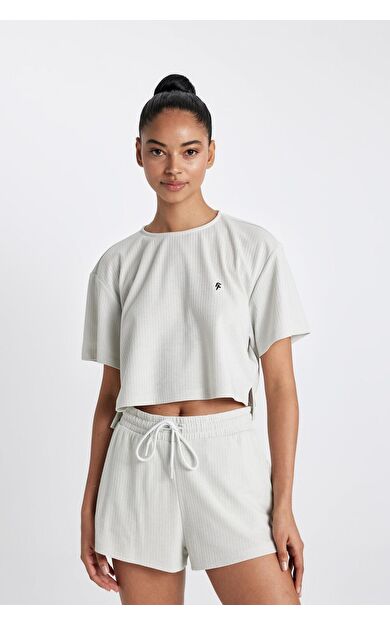 DeFacto DeFactoFit Crop Bisiklet Yaka Sporcu Ribana Kısa Kollu Tişört A9916AX24SMGR294