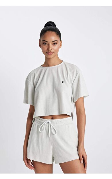 DeFactoFit Crop Bisiklet Yaka Sporcu Ribana Kısa Kollu Tişört A9916AX24SMGR294