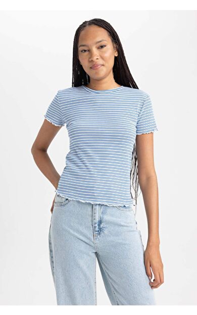 DeFacto Slim Fit Dar Kesim Bisiklet Yaka Kısa Kollu Tişört B0645AXNSBE439