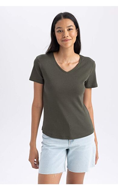 DeFacto Slim Fit Dar Kesim Ribana Kısa Kollu Tişört B0647AXNSKH211