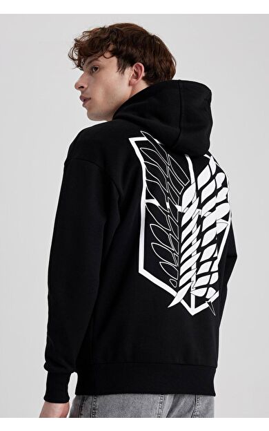 DeFacto Attack on Titan Oversize Fit Kapüşonlu Sweatshirt