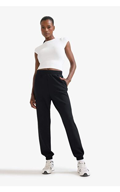 DeFacto DeFactoFit Sporcu Jogger Eşofman Altı Standart Fit Modal Çift Cepli Basic Düz B1794AX25AUBK81