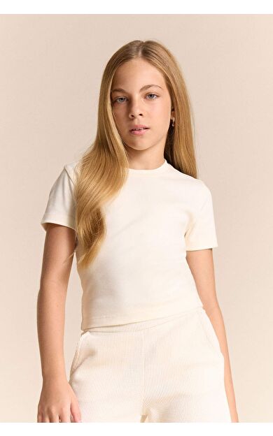 DeFacto Kız Çocuk Slim Fit Dar Kesim Bisiklet Yaka Ribana Basic Düz Kısa Kollu Tişört B3054A825SMER99