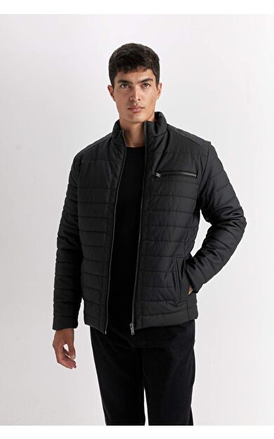 DeFacto Su İtici Slim Fit Dar Kesim Dik Yaka Fermuarlı Suni Deri Mont B3568AX25SPBK27