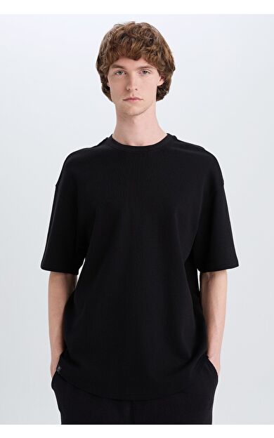 DeFacto Boxy Fit Bisiklet Yaka Kısa Kollu Basic Düz Waffle Tişört B4443AX25SPBK81