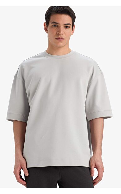 Loose Fit Bisiklet Yaka Kısa Kollu Tişört