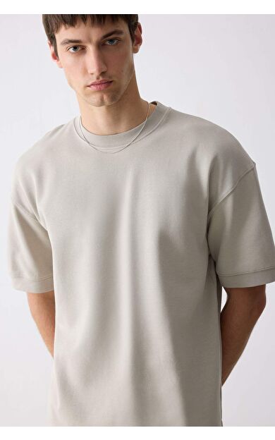 DeFacto Loose Fit Bisiklet Yaka Kısa Kollu Ağır Kumaş Tişört B4844AX25SPBG170