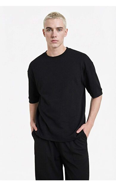 Loose Fit Rahat Kesim Bisiklet Yaka Ağır Kumaş Basic Düz Kısa Kollu Tişört