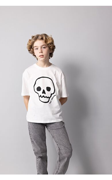 DeFacto Erkek Çocuk Oversize Fit Bisiklet Yaka Nakışlı Kısa Kollu Tişört B6433A824SMER85