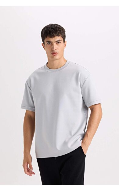 DeFacto Oversize Geniş Kalıp Bisiklet Yaka Basic Düz Kısa Kollu Tişört B6494AX25SPGR184