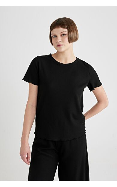 DeFacto Fall in Love Regular Fit Bisiklet Yaka Casual Üst B6701AX24SPBK81