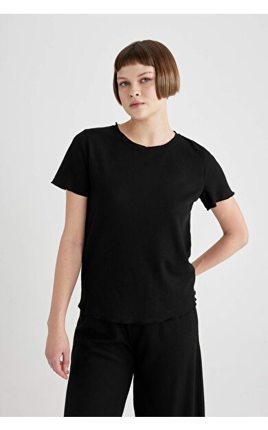DeFacto Fall in Love Regular Fit Bisiklet Yaka Casual Üst B6701AX24SPBK81