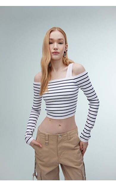 DeFacto Slim Fit Açık Omuz Kazak
