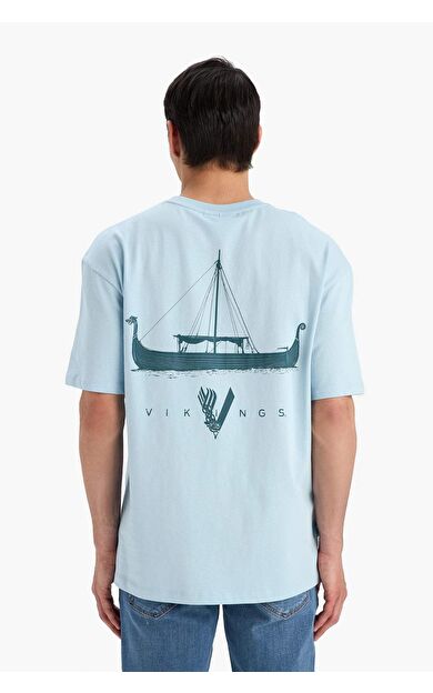 DeFacto %100 Pamuk Vikings Comfort Regular Fit Rahat Kalıp Bisiklet Yaka Sırt Baskılı Kısa Kollu Tişört