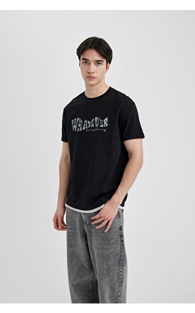DeFacto Regular Fit Bisiklet Yaka Baskılı Kısa Kollu Tişört B8483AX24SMBK81