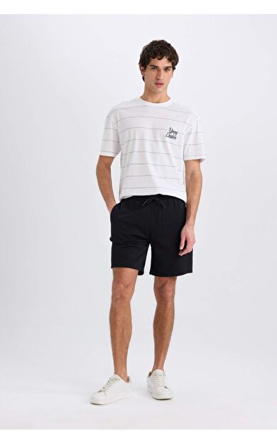 DeFacto Regular Fit Düz Paça Şort B8672AX25SPBK81