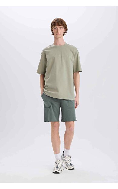 DeFacto %100 Pamuk Slim Fit Dar Kesim Dar Paça Cepli Basic Düz Şort B8673AX25SMGN463