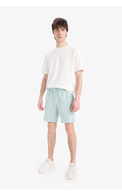 DeFacto Slim Fit Dar Kesim Dar Paça Basic Düz Şort B8674AX25SPGN1093
