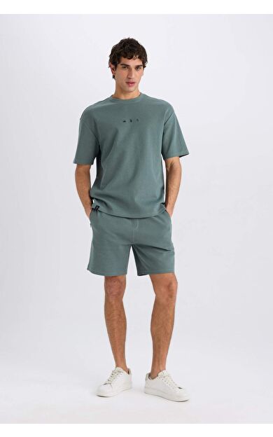 DeFacto Regular Fit Düz Paça Cepli Basic Düz Şort B8792AX25SMGN1019