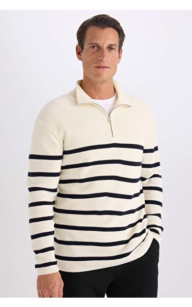 DeFactoFit Standart Fit Balıkçı Yaka Selanik Kumaş Kazak