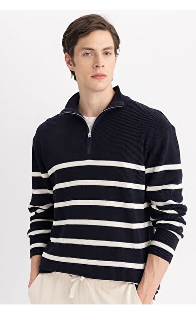 DeFacto Standart Fit Balıkçı Yaka Selanik Kumaş Kazak