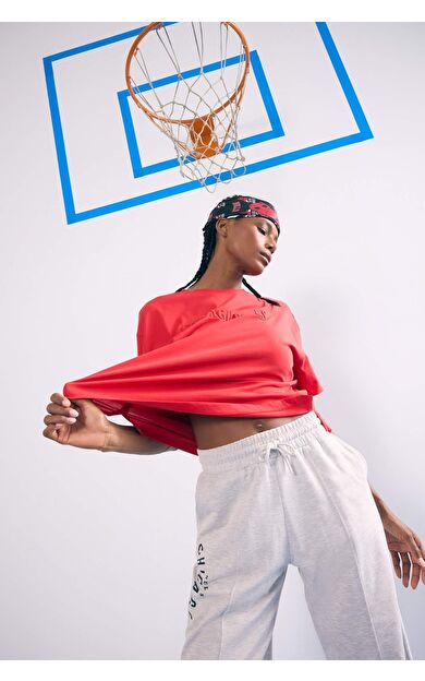 DeFactoFit NBA Chicago Bulls Oversize Geniş Kalıp Bisiklet Yaka Nakış Baskı Penye Kısa Kollu Tişört