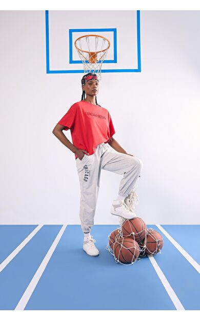 DeFacto DeFactoFit NBA Chicago Bulls Jogger Fit Çift Cepli Jogger Paça Standart Boy Eşofman Altı