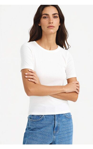 DeFacto Slim Fit Dar Kesim Bisiklet Yaka Basic Düz Fitilli Kaşkorse Kısa Kollu Tişört C0097AX25AUER105