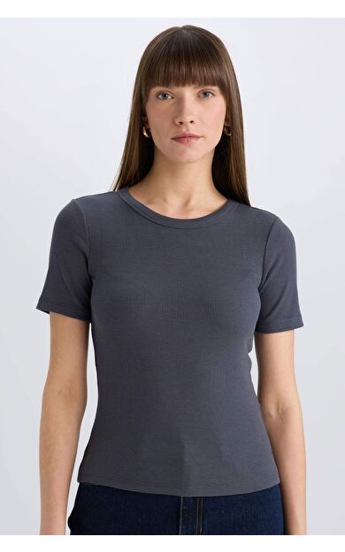 DeFacto Slim Fit Dar Kesim Bisiklet Yaka Fitilli Kaşkorse Basic Düz Kısa Kollu Tişört C0097AX25SPAR191