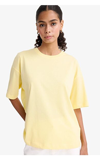 DeFacto Oversize Geniş Kalıp Bisiklet Yaka Basic Düz Penye Kısa Kollu Tişört C0099AX25AUYL118