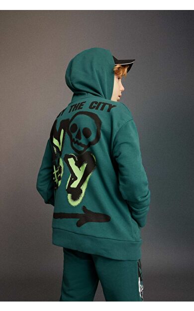 DeFacto Erkek Çocuk Oversize Fit Kapüşonlu Sweatshirt C0354A823CWGN1024
