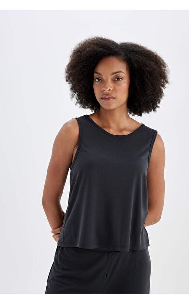 DeFactoFit Standart Fit Bisiklet Yaka Modal Sporcu Atlet C0495AX24SMAR231