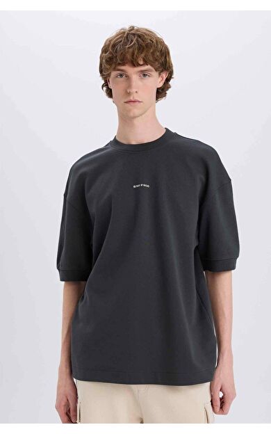 DeFacto Loose Fit Bisiklet Yaka Baskılı Kısa Kollu Ağır Kumaş Tişört C0896AX25SMAR231