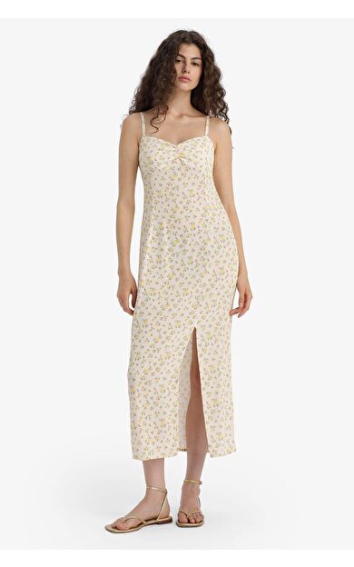 DeFacto Bodycon Vücudu Saran Kalp Yaka Floral Maroken Askılı Midi Elbise