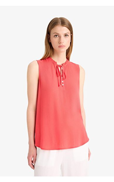 Regular Fit Bisiklet Yaka Krinkıl Kumaş Kolsuz Bluz