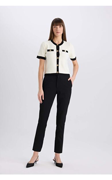 DeFacto Klasik Chino Pantolon Normal Bel Basic Düz Cepli Bilek Boy C1429AX25SPBK81