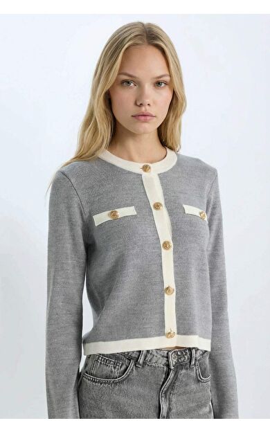 DeFacto Regular Fit Bisiklet Yaka Düğme Kapamalı Basic Düz Triko Hırka C1482AX24WNGR66