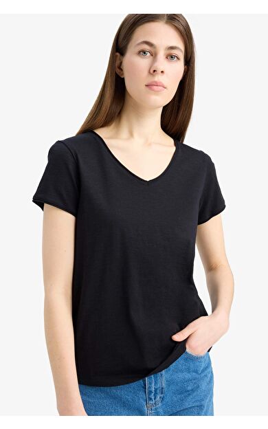 DeFacto Regular Fit V Yaka Basic Düz Kısa Kollu Tişört C2058AX25SMBK81