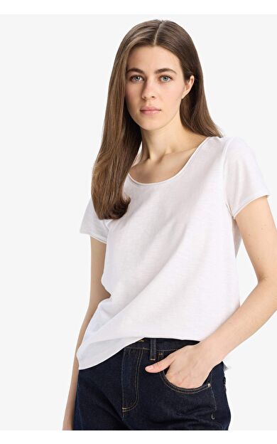 DeFacto Regular Fit Bisiklet Yaka Basic Düz Kısa Kollu Tişört C2059AX25SMWT34