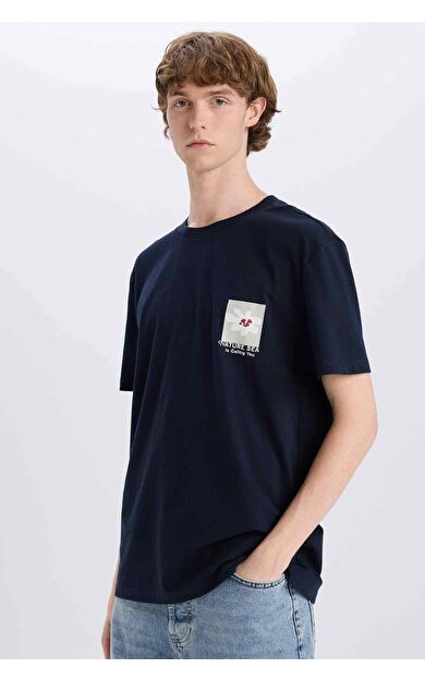 DeFacto Regular Fit Bisiklet Yaka Baskılı Kısa Kollu Tişört C2081AX25SMNV239