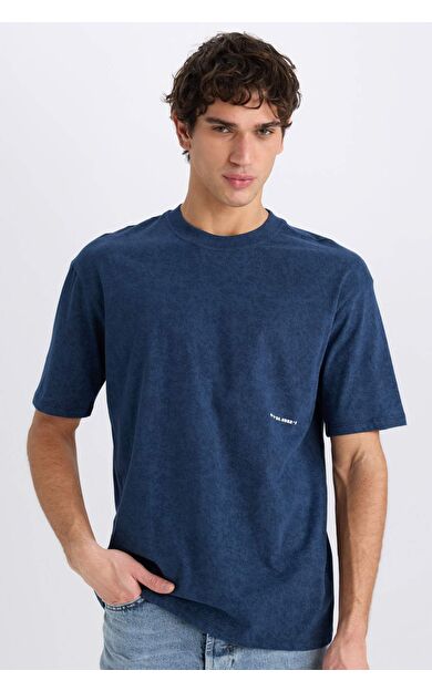 DeFacto Boxy Fit Bisiklet Yaka Baskılı Kısa Kollu Tişört C2138AX25SPBE389