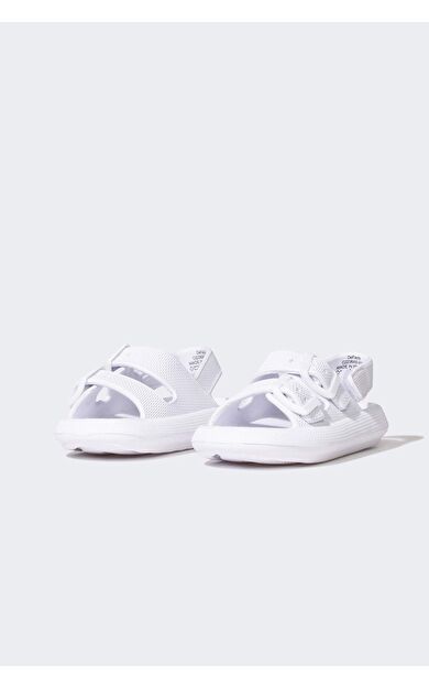 DeFacto Erkek Çocuk Cırt Cırtlı Düz Taban Sandalet C2236A824SMWT1