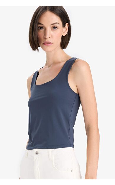 DeFacto Slim Fit Dar Kesim Basic Düz Kare Yaka Atlet C2622AX25AUAR225