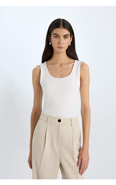 DeFacto Slim Fit Dar Kesim Basic Düz Yuvarlak Yaka Atlet C2622AX25SPWT34